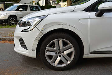 Unfallschaden Renault Reparaturkosten 7.013,00 Euro